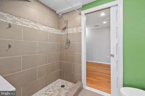 8646 Cartwright Ct, Manassas Park, VA 20111 photo 33