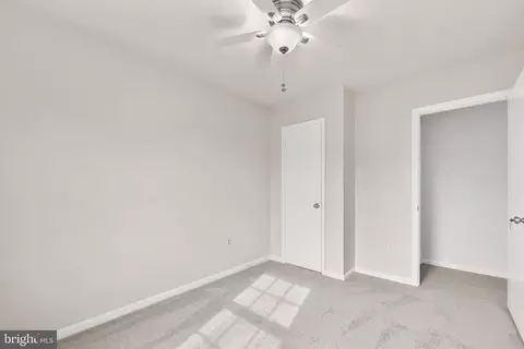 8646 Cartwright Ct, Manassas Park, VA 20111 photo 23
