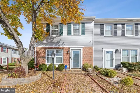 8656 Sumter Ct, Manassas Park, VA 20111