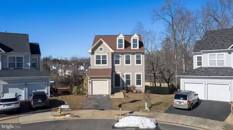 9351 Cougar Ct, Manassas Park, VA 20111