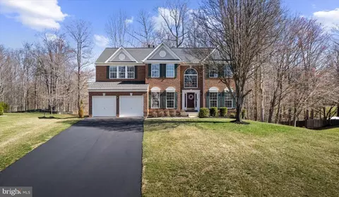 9306 Eagle Ct, Manassas Park, VA 20111