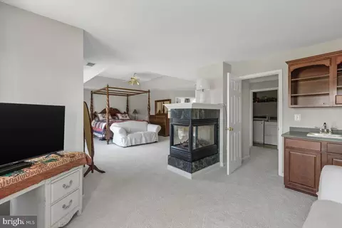 9306 Eagle Ct, Manassas Park, VA 20111 photo 25