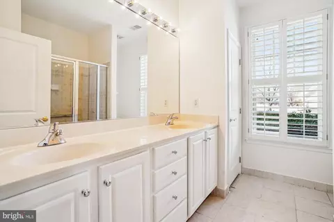 9407 Primrose Ln, Manassas Park, VA 20111 photo 21