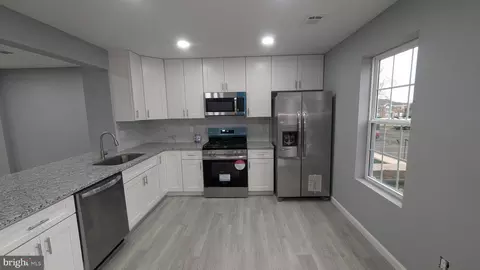 8634 Sumter Ct, Manassas Park, VA 20111 photo 9