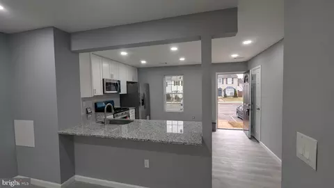 8634 Sumter Ct, Manassas Park, VA 20111 photo 8