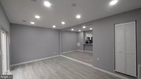 8634 Sumter Ct, Manassas Park, VA 20111 photo 14