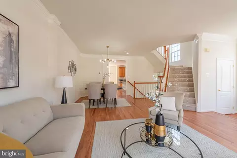 9783 Corbett Pl, Manassas Park, VA 20111 photo 4