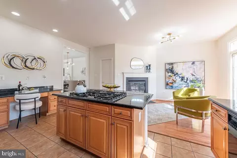 9783 Corbett Pl, Manassas Park, VA 20111 photo 10