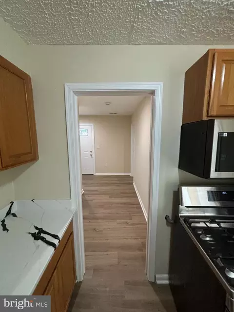 Entry Way - 118 Cabbel Dr, Manassas Park, VA 20111 photo 1 of 5