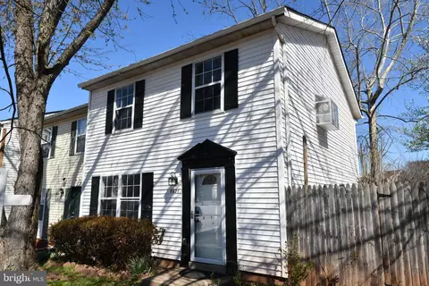 8626 Woodhue Ct, Manassas Park, VA 20111
