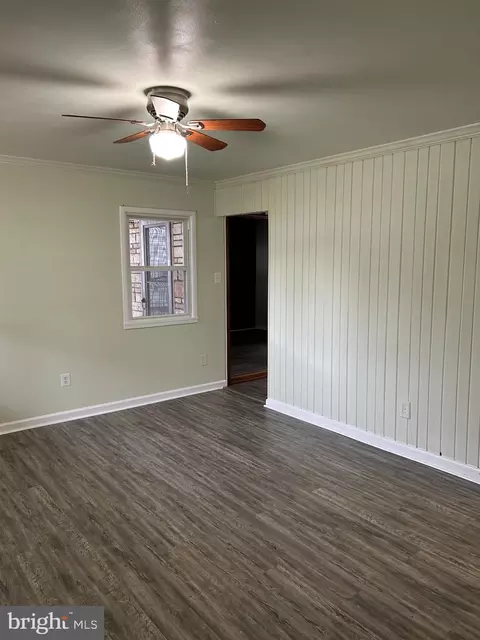 Living - 159 Kent Dr, Manassas Park, VA 20111 photo 1 of 1