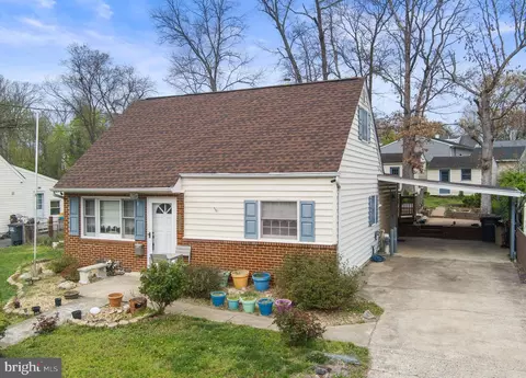 170 Lambert Dr, Manassas Park, VA 20111