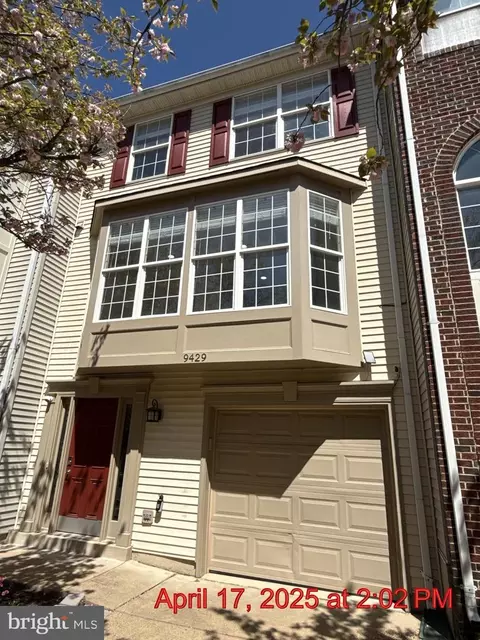 9429 Lanae Ln, Manassas Park, VA 20111