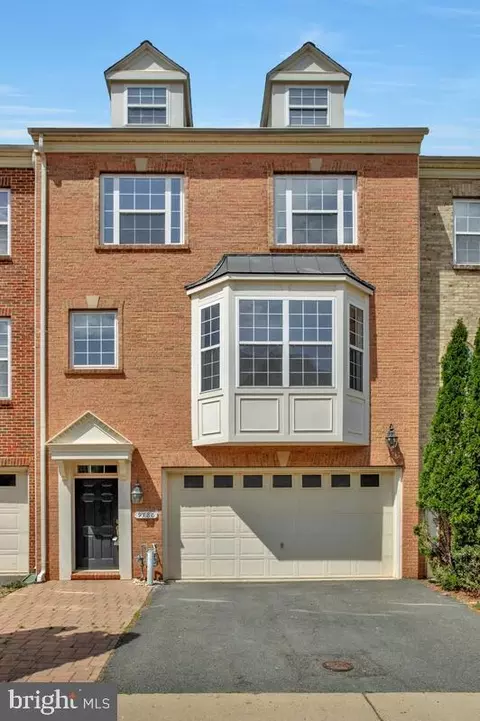 9786 Corbett Pl, Manassas Park, VA 20111 photo 3