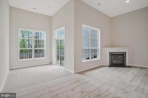 9786 Corbett Pl, Manassas Park, VA 20111 photo 26