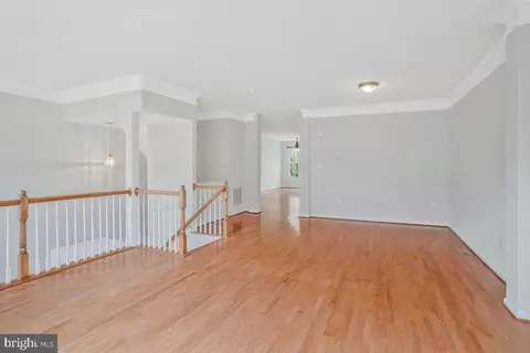 9786 Corbett Pl, Manassas Park, VA 20111 photo 7