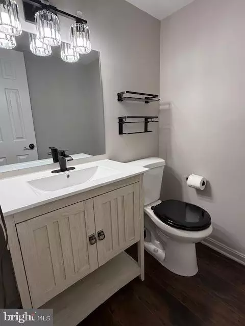 8317 Sunnyside Ct, Manassas Park, VA 20111 photo 12