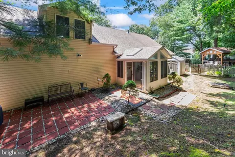 9319 Paul Dr, Manassas Park, VA 20111 photo 7