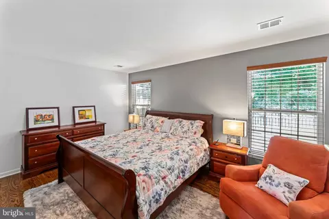 9319 Paul Dr, Manassas Park, VA 20111 photo 23