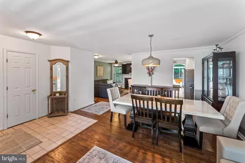 9319 Paul Dr, Manassas Park, VA 20111 photo 15