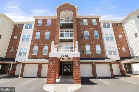 9712 Handerson Pl UNIT 306, Manassas Park, VA 20111