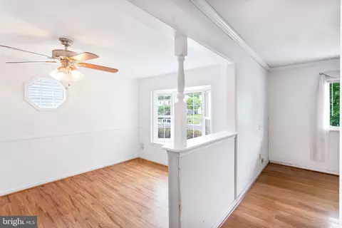Living - 135 Cabbel Dr, Manassas Park, VA 20111 photo 5 of 7