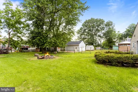 Exterior - 135 Cabbel Dr, Manassas Park, VA 20111 photo 4 of 4
