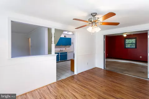 Living - 135 Cabbel Dr, Manassas Park, VA 20111 photo 7 of 7