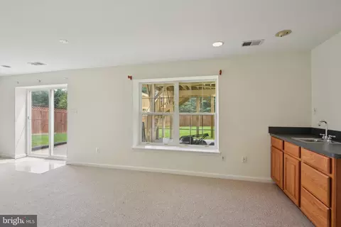 Living - 9322 Brandon St, Manassas Park, VA 20111 photo 16 of 16