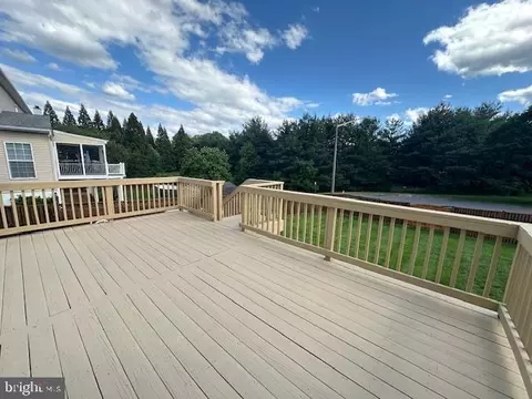 Exterior - 9322 Brandon St, Manassas Park, VA 20111 photo 6 of 12