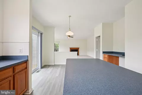 Living - 9322 Brandon St, Manassas Park, VA 20111 photo 10 of 16