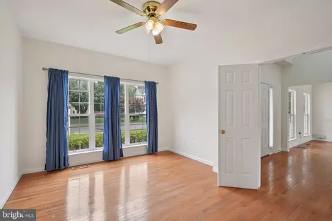 Living - 9322 Brandon St, Manassas Park, VA 20111 photo 1 of 16