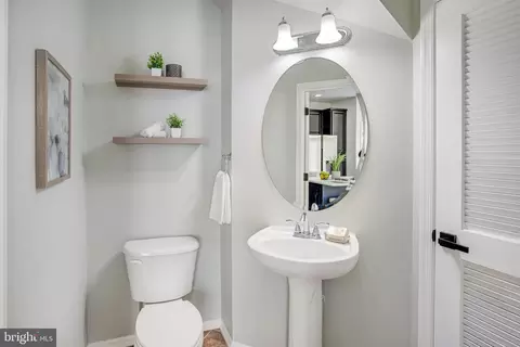 Entry Way - 9511 Walker Way, Manassas Park, VA 20111 photo 6 of 10