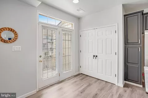 Entry Way - 9511 Walker Way, Manassas Park, VA 20111 photo 5 of 10