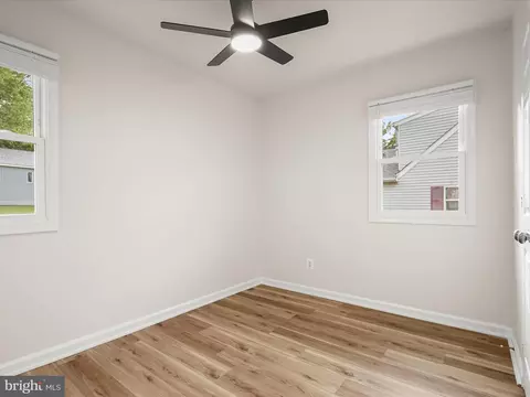 Bedroom - 131 Martin Dr, Manassas Park, VA 20111 photo 6 of 9