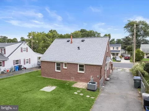 View/Area - 131 Martin Dr, Manassas Park, VA 20111 photo 4 of 10