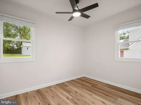 Bedroom - 131 Martin Dr, Manassas Park, VA 20111 photo 5 of 9