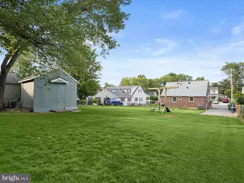 Exterior - 131 Martin Dr, Manassas Park, VA 20111 photo 8 of 13