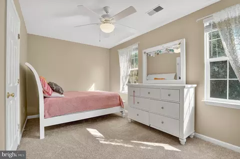 Bedroom - 9225 Stephanie St, Manassas Park, VA 20111 photo 4 of 6