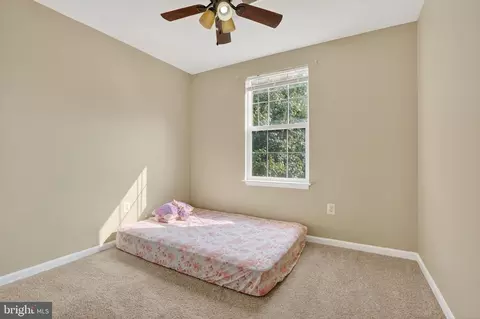 Bedroom - 9225 Stephanie St, Manassas Park, VA 20111 photo 3 of 6