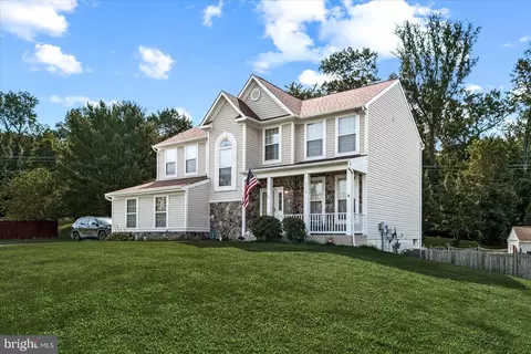 Exterior - 9316 Paul Dr, Manassas Park, VA 20111 photo 3 of 7