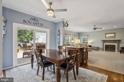 Dining - 9305 Michael Ct, Manassas Park, VA 20111 photo 3 of 4