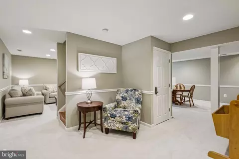 Entry Way - 9305 Michael Ct, Manassas Park, VA 20111 photo 3 of 4