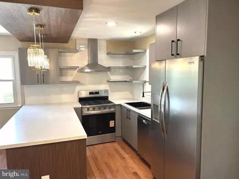 Kitchen - 106 Alpine St, Manassas Park, VA 20111 photo 1 of 3