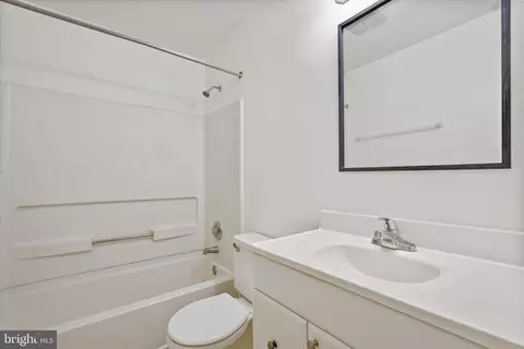 Bath - 8385 White Pine Dr, Manassas Park, VA 20111 photo 1 of 3