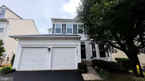 9311 Cougar Ct, Manassas Park, VA 20111