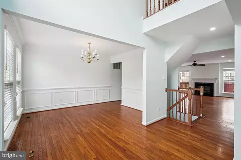 Entry Way - 9183 Matthew Dr, Manassas Park, VA 20111 photo 5 of 9