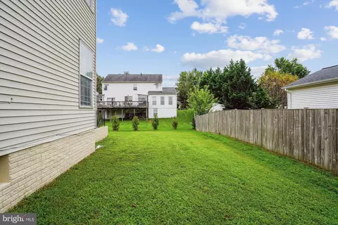 Exterior - 9183 Matthew Dr, Manassas Park, VA 20111 photo 11 of 17