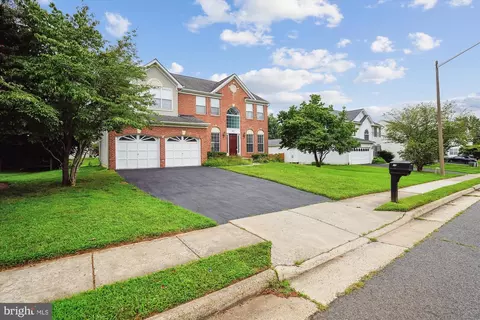Exterior - 9183 Matthew Dr, Manassas Park, VA 20111 photo 2 of 17
