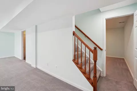 Entry Way - 9183 Matthew Dr, Manassas Park, VA 20111 photo 8 of 9